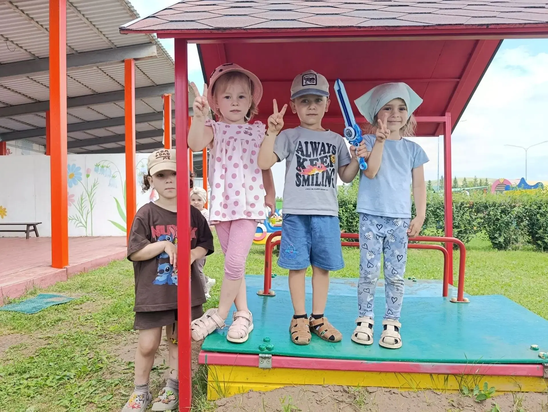 «Остановись, мгновенье!» — хочется сказать каждый раз, когда мы выходим с детьми на про...