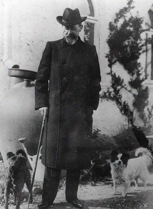 Антон Чехов и собаки. Ялта,  1901 год