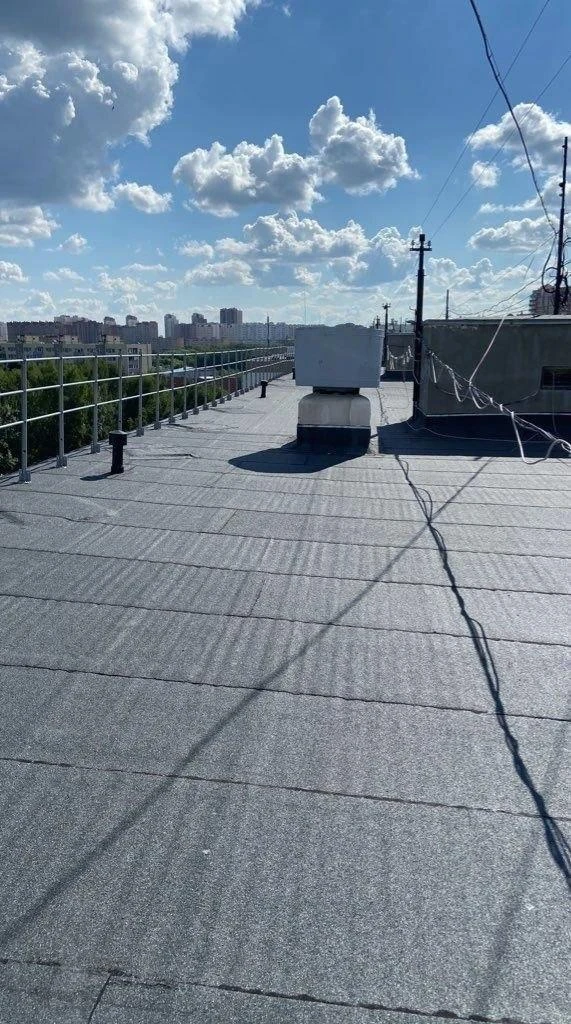 🏠 На проспекте Пацаева завершили капитальный ремонт крыши