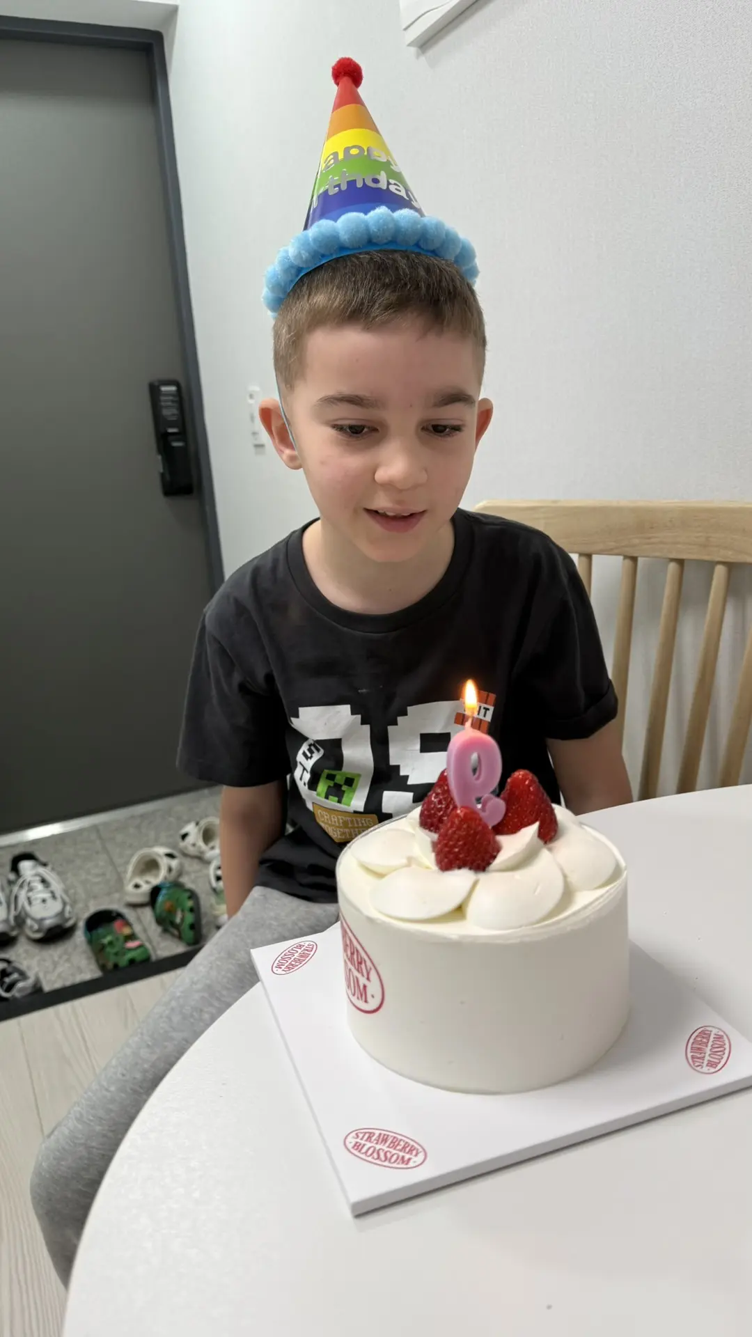 Длинных 9 лет с особенным ребёнком…  Сегодня моему малышу 9 лет. 🎂 И за этими цифрами — не просто го