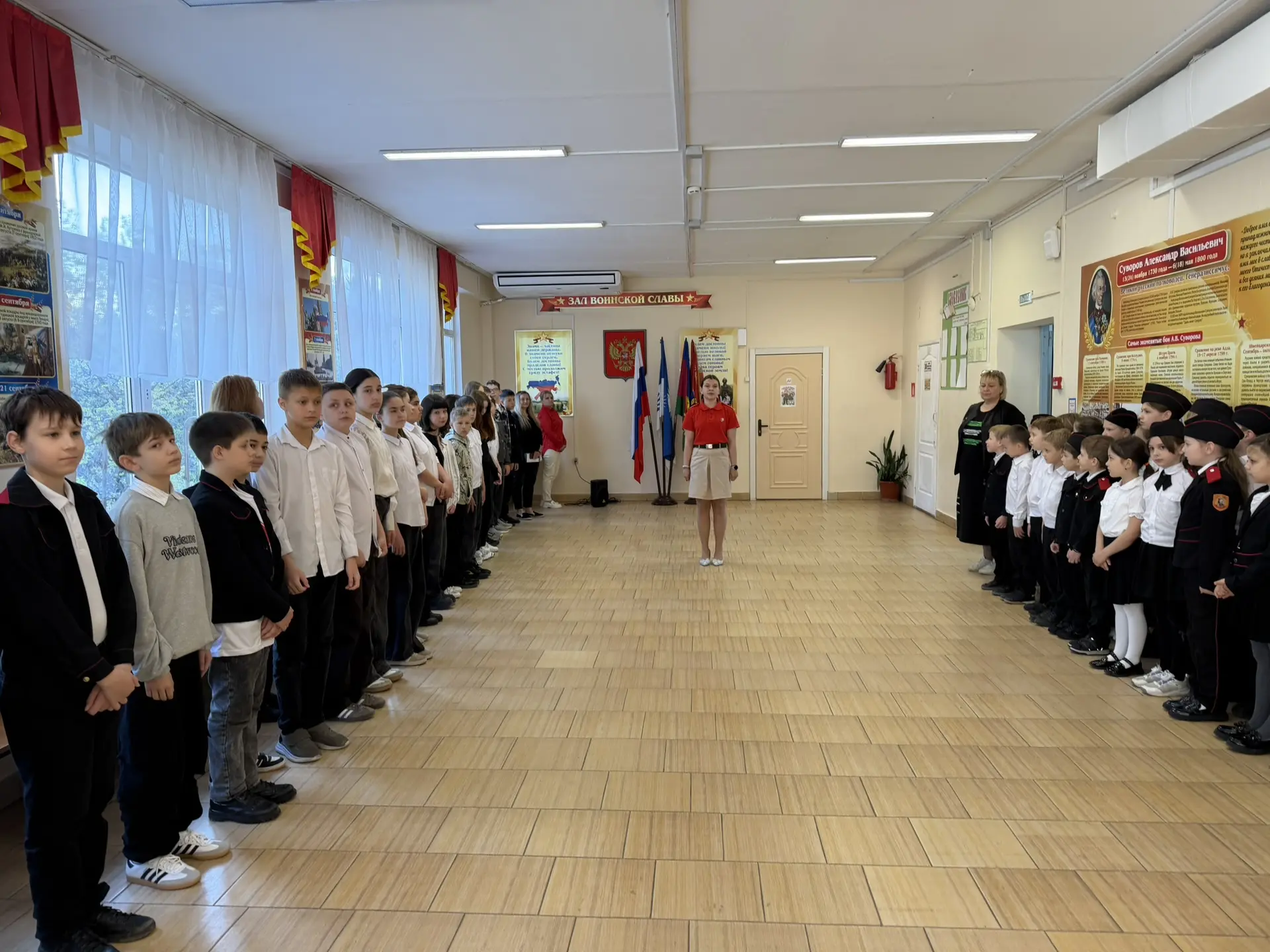 📣 🇷🇺 Торжественное открытие учебной недели  27 апреля учебная неделя началась с поднятия флагов и ис