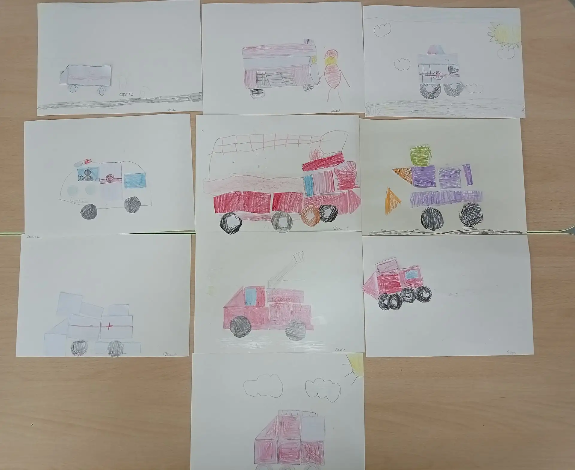Конструирование "Пожарная и скорая машина" 🚒🚑 из геометрических фигур. Развиваем вооб...
