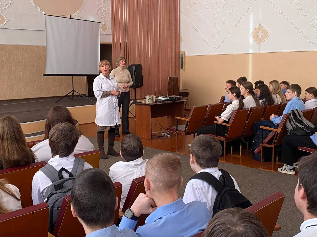 📌Профилактическая лекция «Цени свою жизнь и здоровье!» ✅30 января в нашей школе прошло важное профил