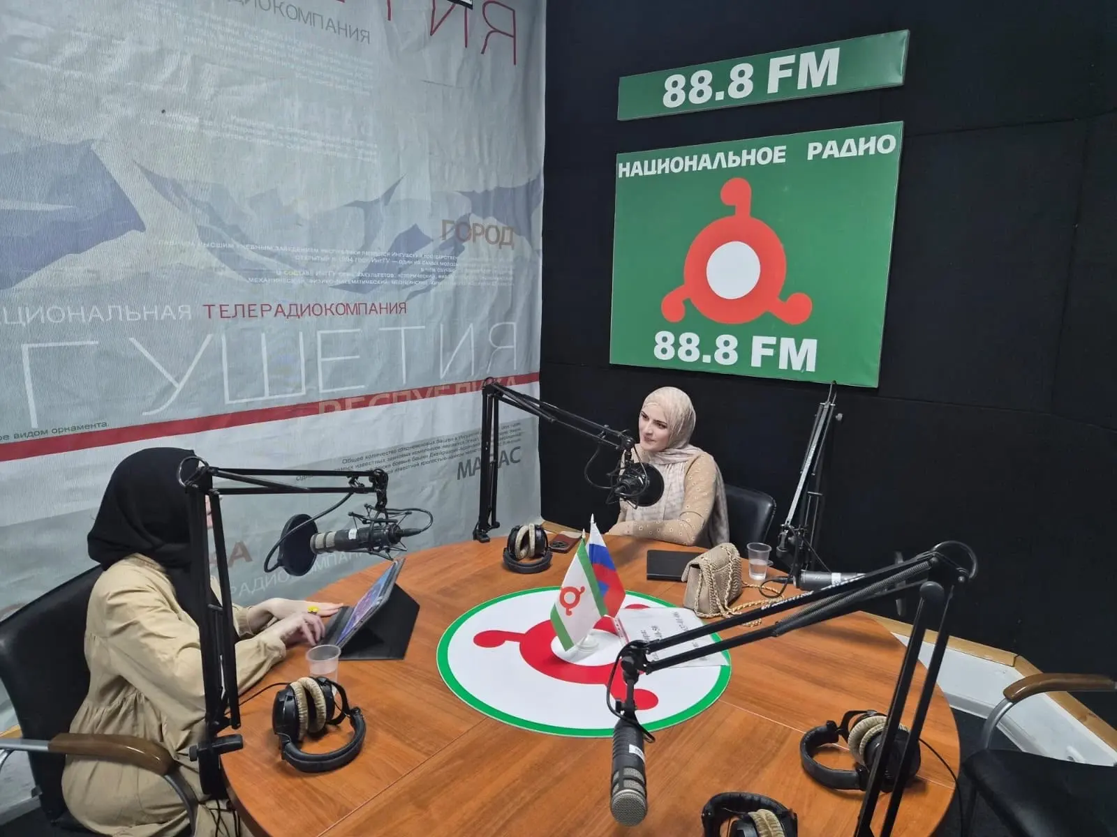 Врач НЦРБ рассказала в эфире НТРК «Магас» о профилактике полиомиелита

Врач‑педиатр Сурхахинской амб