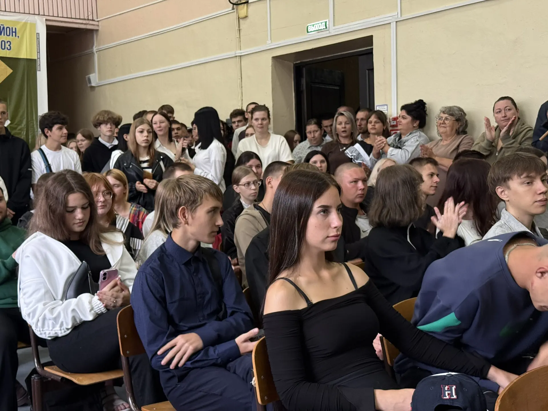 🎓 Торжественная линейка 1 сентября прошла в Кавалеровском многопрофильном колледже!
