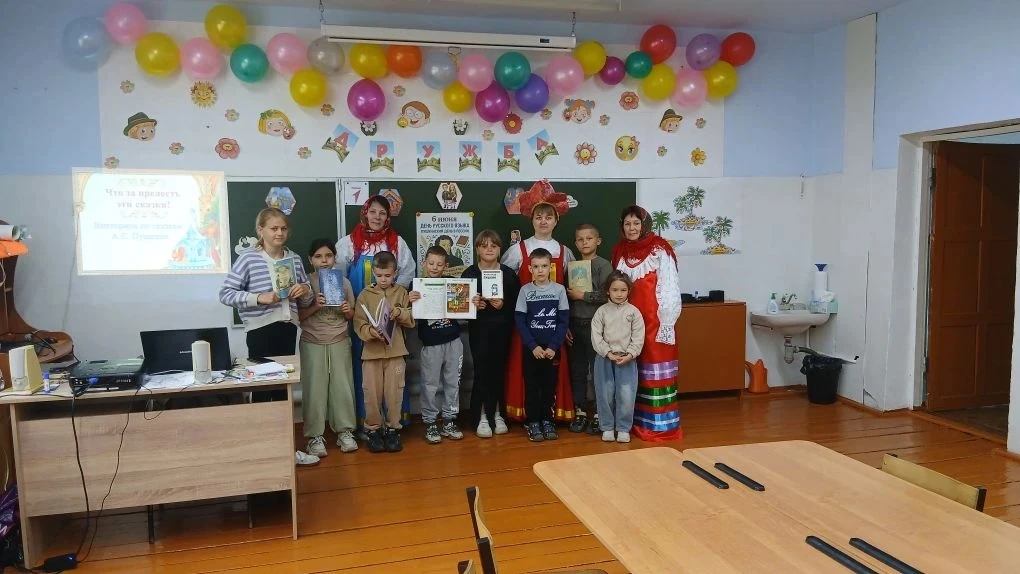 В нашем пришкольном лагере "Дружба" прошёл особенный день - Пушкинский день, посвящённый великому ру