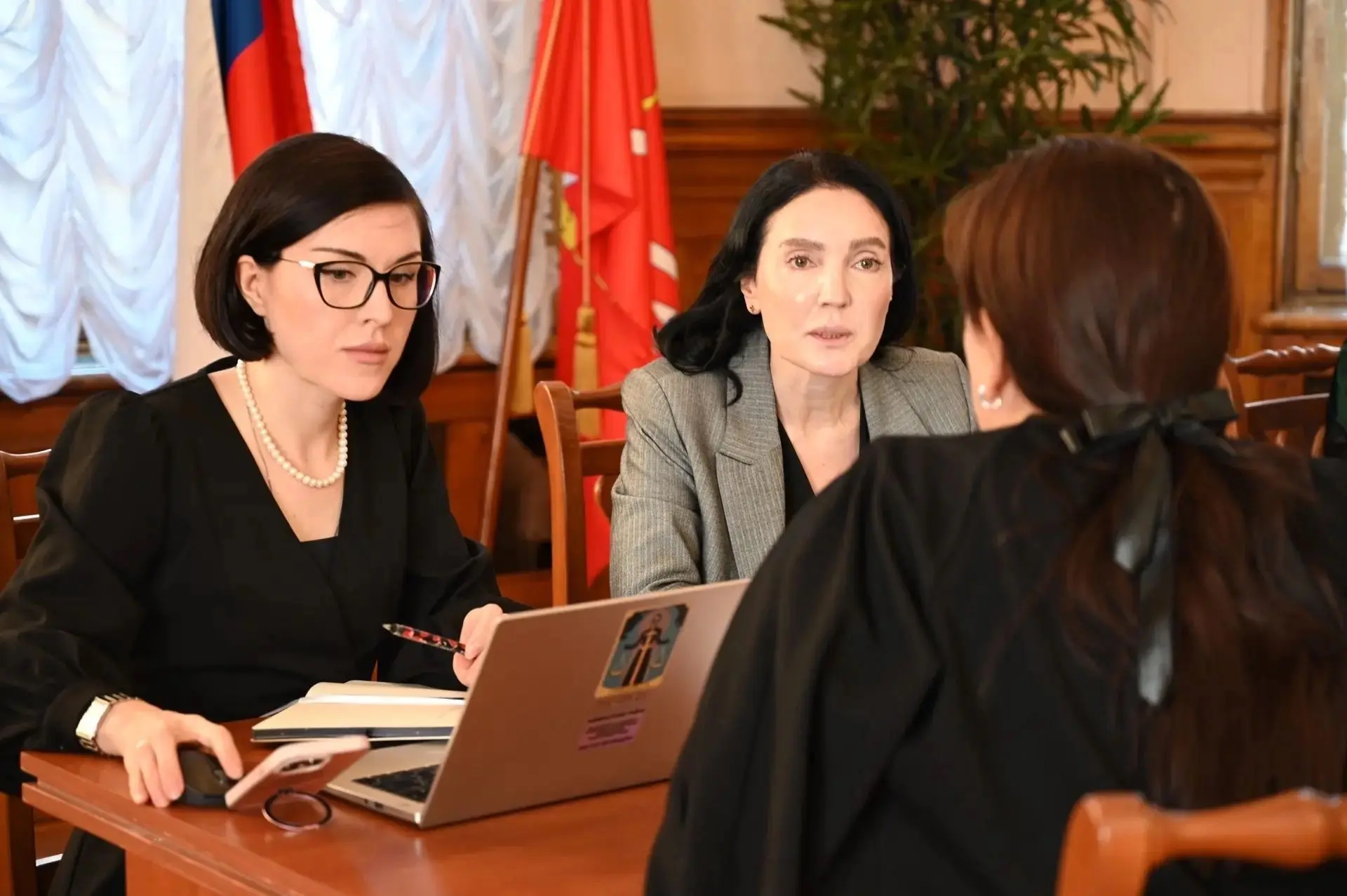 Проведён Петербургский день бесплатной юридической помощи участникам СВО и членам их семей