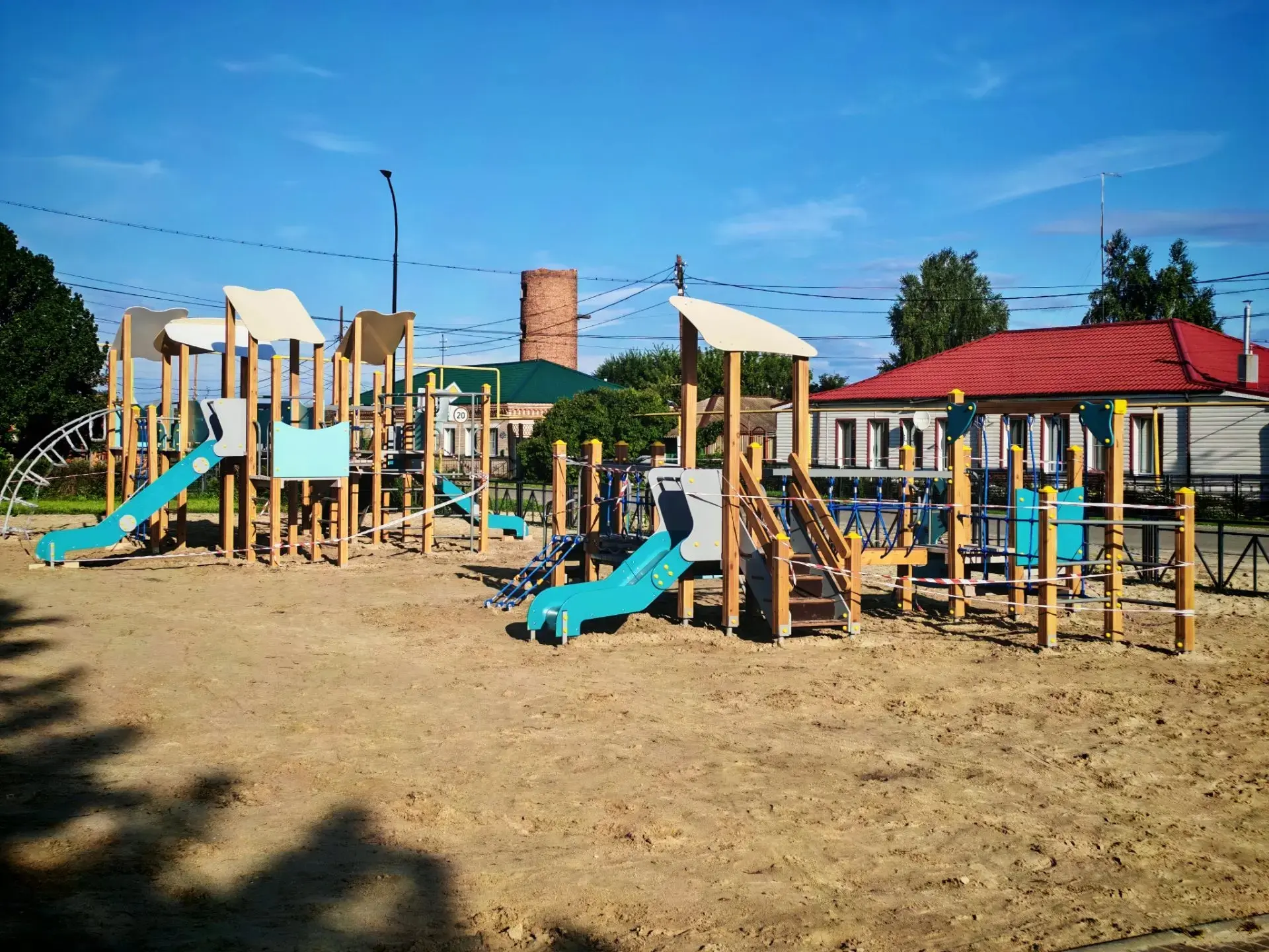 Детские площадки в Еткуле, Еманжелинке и Шибаево ещё не приняты