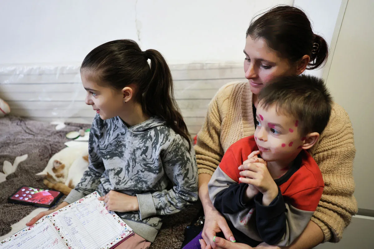 📖 «Все хотят домой»: как живут беженцы, которые смогли вернуться на родину