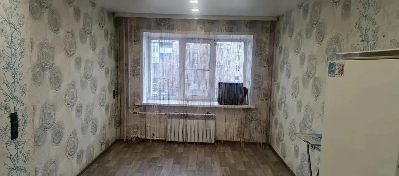 Город Бузулук улица Пушкина 3б. Продаётся комната площадью 17,6кв,на3/5 кирпичного дома...