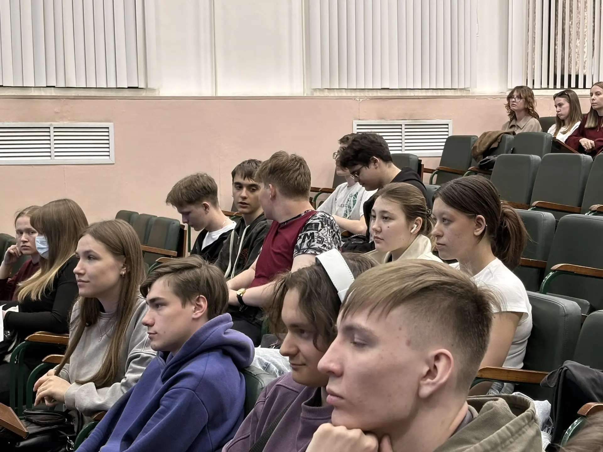 Лекция по противодействию терроризму на ФЭФ ЧИ БГУ  Если вы еще не в актовом зале, приходите