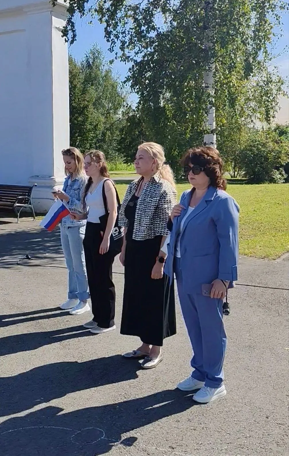 Праздничный марафон «Скандинавская ходьба: путь к долголетию» в парке Металлургов.
