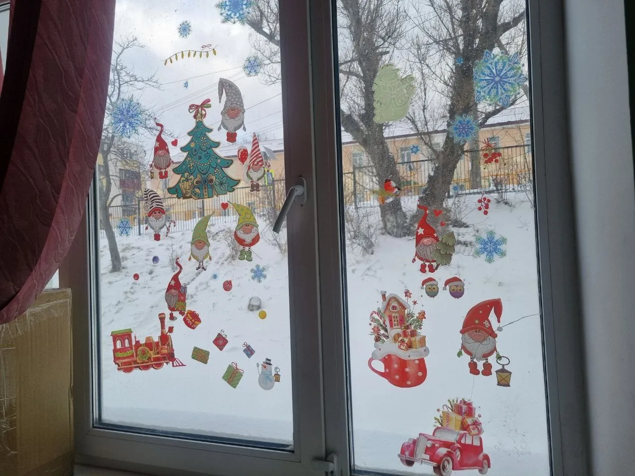 Конкурс «Новогоднее окно»: праздник начинается в каждом классе!  ❄️ Перед наступлением волшебного пр