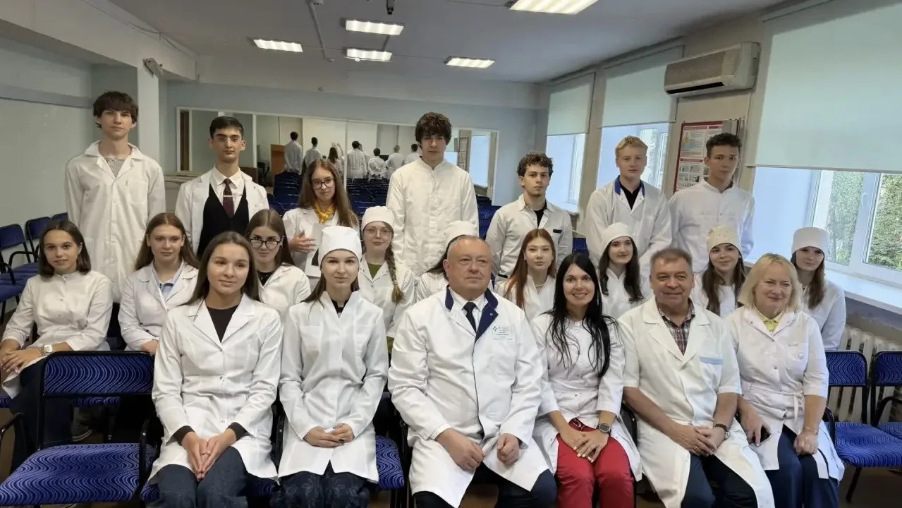 ПЕРВЫЙ ДЕНЬ В МЕДИЦИНЕ