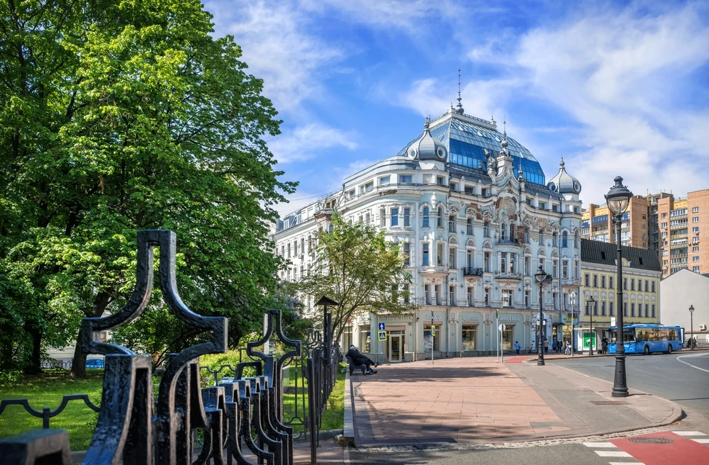 Что обычно удивляет иностранцев в Москве?