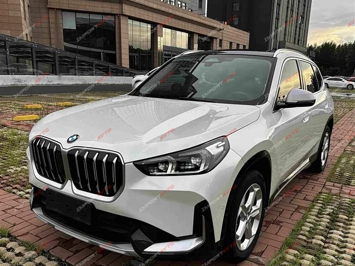 В продаже BMW X1 sDrive20Li 1.5 АMT, 2023

• Проходная по утилю!

• 2023 год
• Бензин: 1.5  - 156 л.