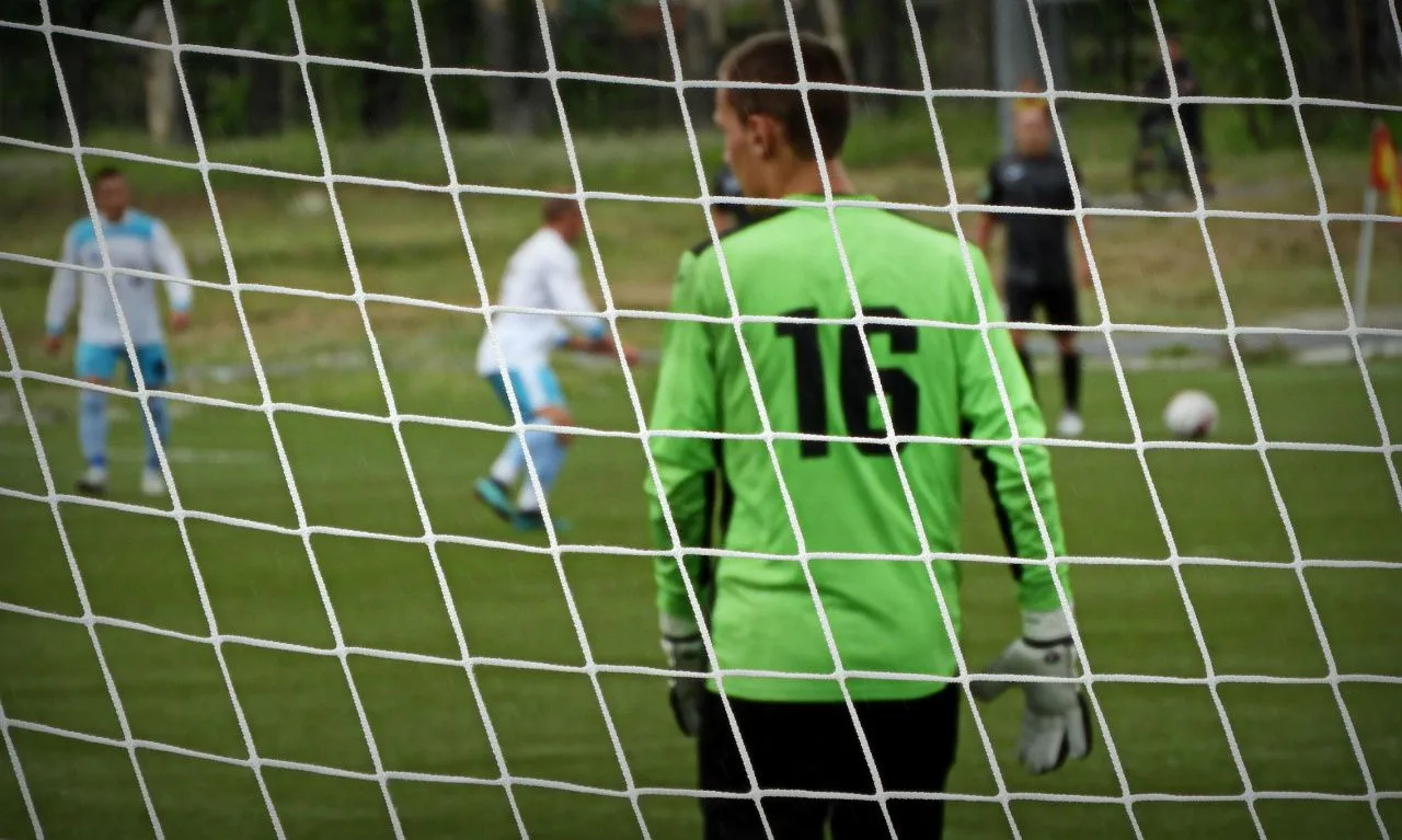 ФК «Карпинск» сыграет первый домашний матч сезона ⚽️

В субботу, 20 июня, на городском стадионе «Тру