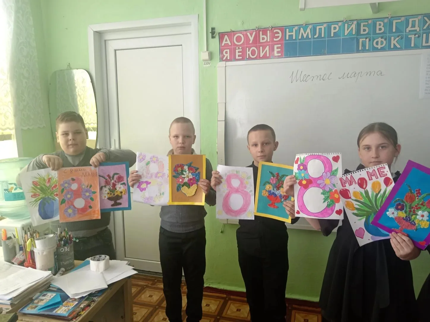 Поздравляем наших любимых мам и бабушек!
