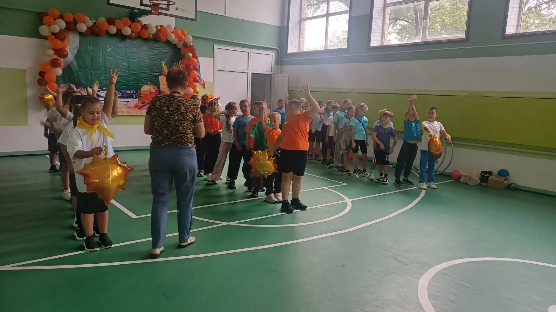 Весёлые старты: победила дружба🏆🏓🏀!