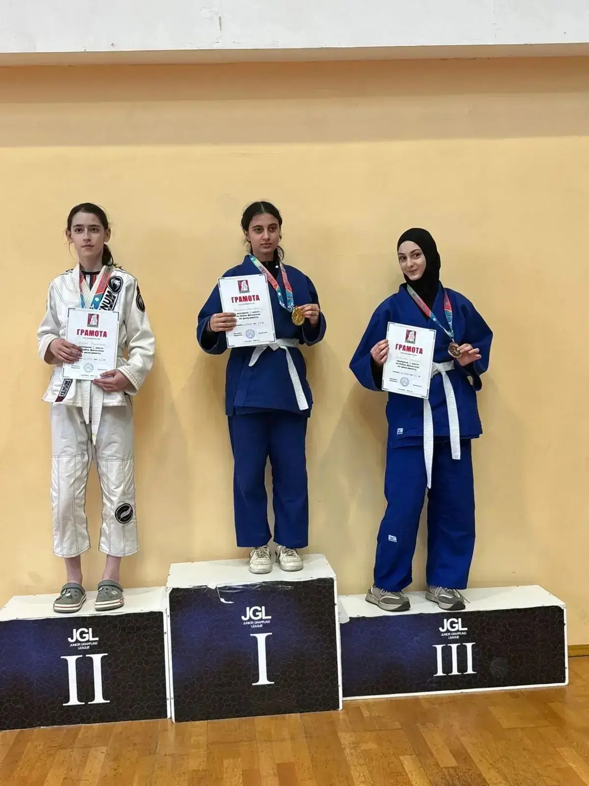 🏆Победа 🏆  Ученица 7 «1» класса Алиева Марианна завоевала серебро на Кубке Дагестана по джиу-джитсу!