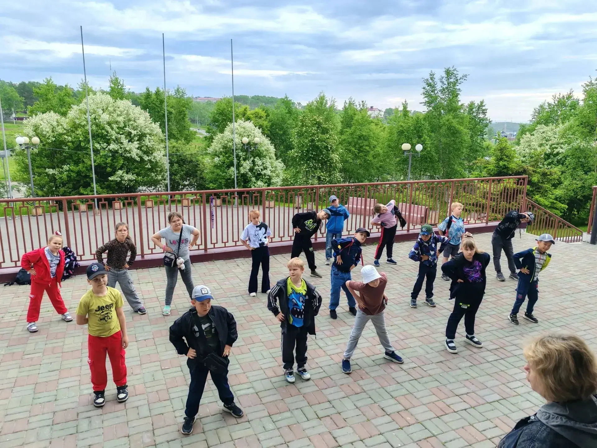🎉 Ещё одна насыщенная неделя в пришкольном лагере подошла к концу! 🎉

Эта неделя пролетела как одн