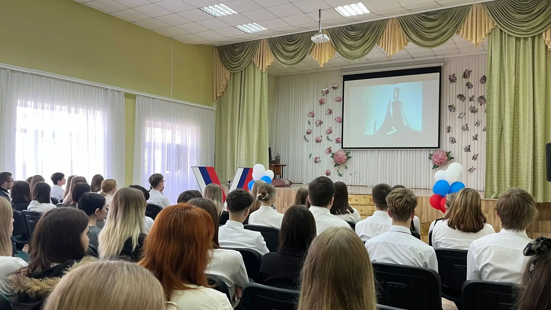В школах Курска прошла серия мероприятий, посвящённых Дню памяти жертв геноцида советского народа  О