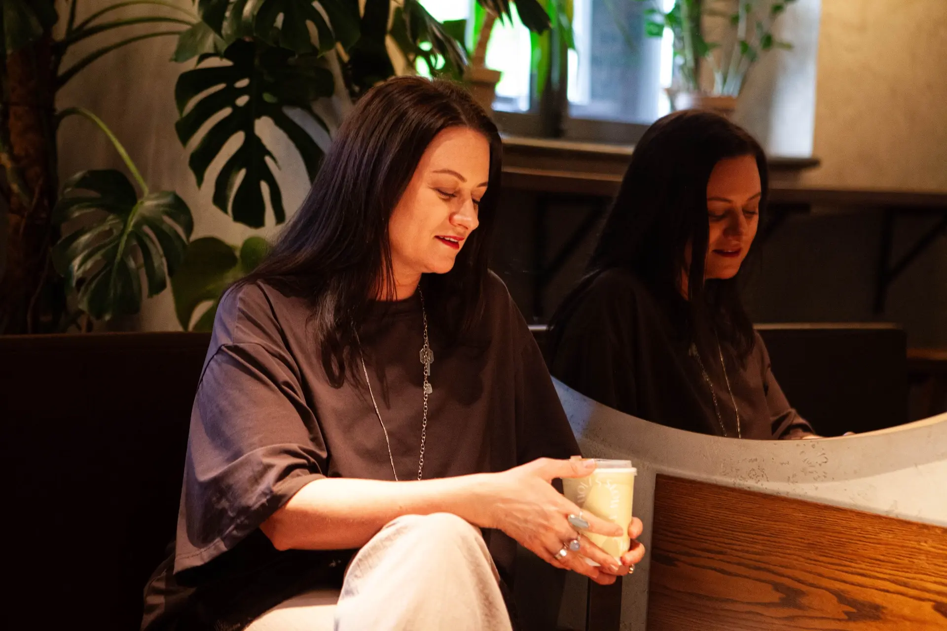 — А нечего было продавать через Вайлдберриз и класть все яйца в одну корзину! Теперь у ...