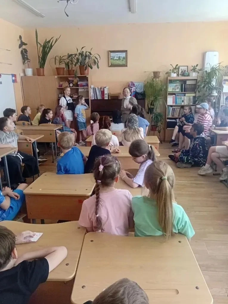 🔵В лагере "Дружба" сегодня, 8 июня, прошла дол-игра, созданная Банком России специально для школьни