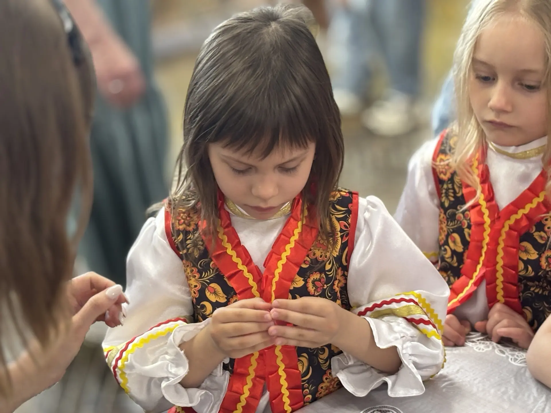 🕊️В Новомосковске завершился XIII Межмуниципальный фестиваль «Пасха глазами детей»  Проходящий ежего
