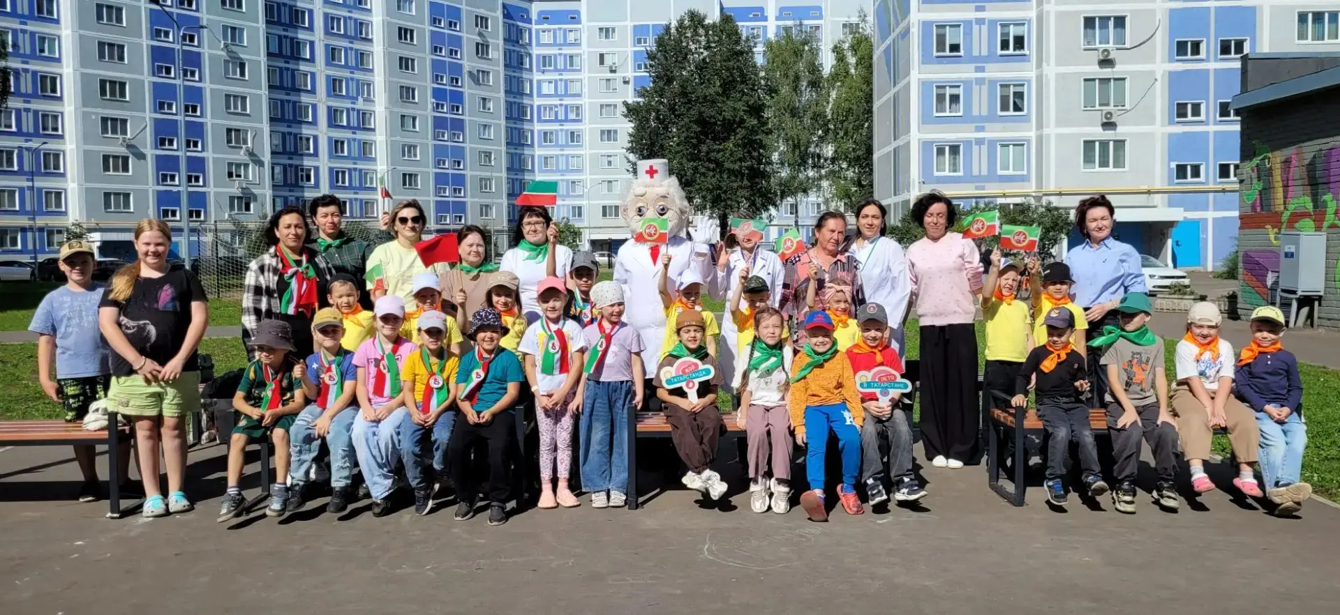 ☀️ Здоровье, спорт и гордость за родной край! Под таким девизом на  площадке дома Шинни...