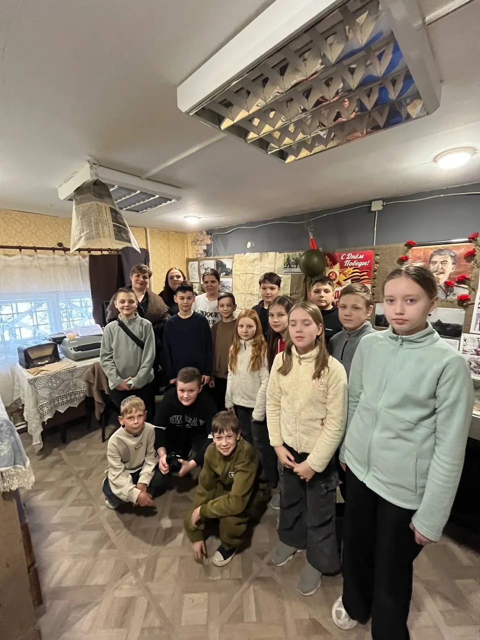 Посещение спектакля “Голос блокады”  Сегодня ученики 5б класса посетили Бестужевский центр, где посм