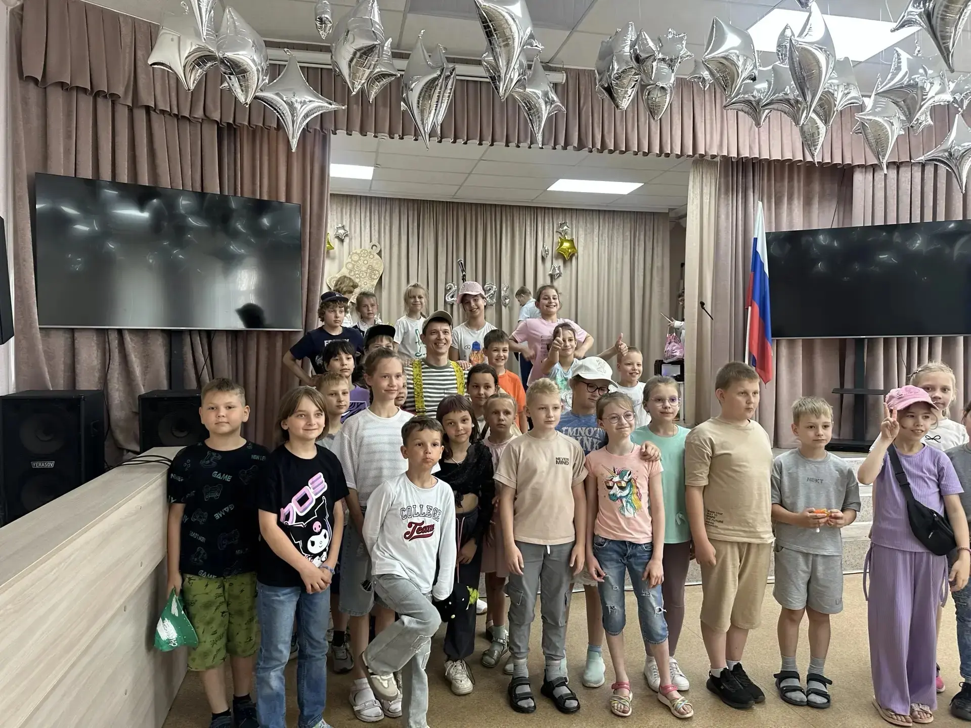 Школьный лагерь "Теремок". День десятый. 
 
Сегодня в нашем школьном лагере был настоящий День ПДД! 