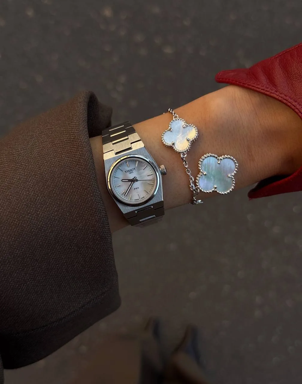 Нежнейшие TISSOT PRX 🩵Тот самый культовый дизайн PRX — теперь в миниатюрном размере 25...