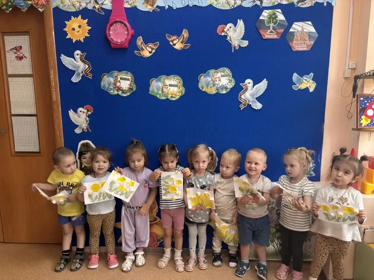 🌼 День одуванчика: весна в каждой детали!