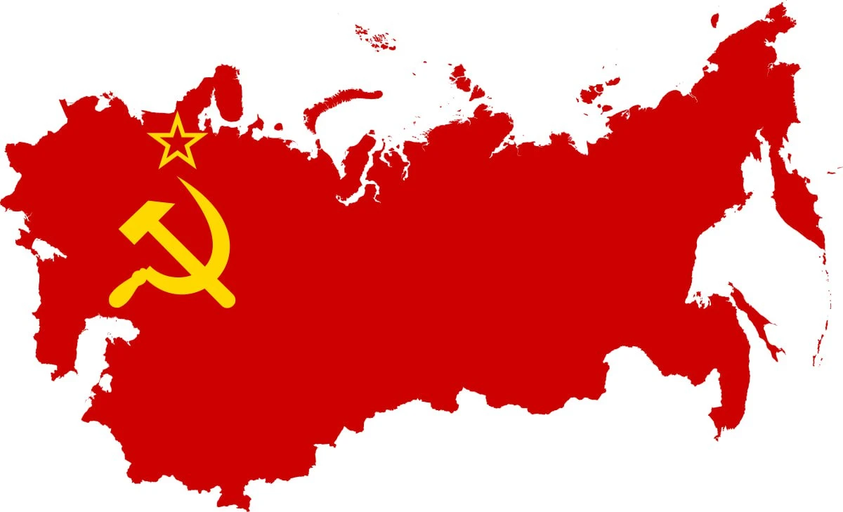 У карты бывшего Союза,