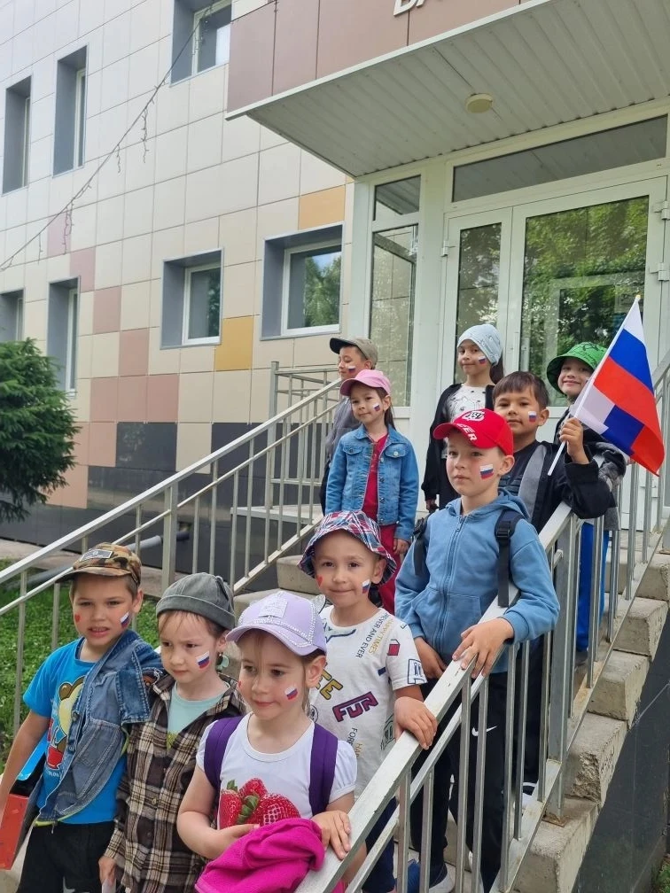 🇷🇺«Сегодня в подготовительной к школе группе «Карлыгач» прошёл тематический день, посвящённый Дню 