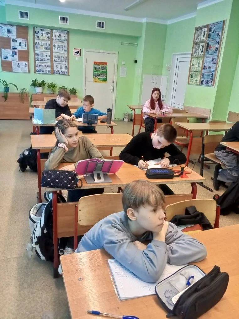 ❗Уроки мужества «Дорога жизни — Дорога Победы» Во всех параллелях 8-х классов нашей школы с 5 по 7 ф