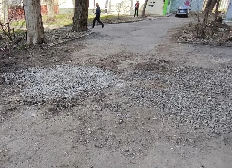 Ситуация под контролем:  проверка состояния водопровода по улице Артема  В социальных сетях появилас