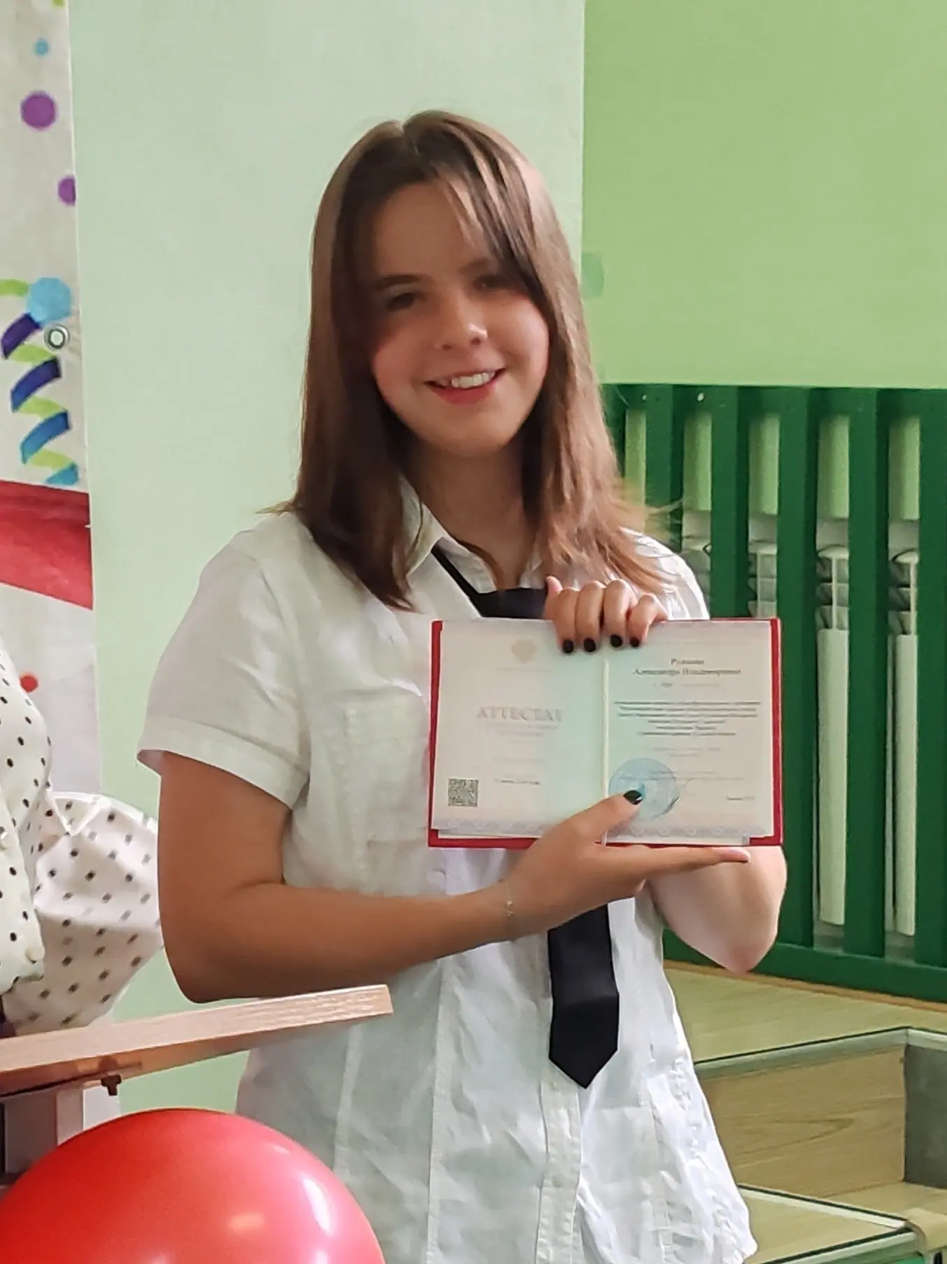 ⭐Наша гордость! Рункова Александра, получившая аттестат об основном общем образовании с отличием.

#