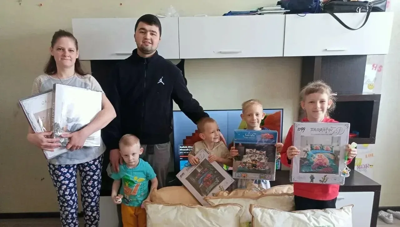 В Оренбургской области проводится ежегодная акция «Помоги большой семье»  📌 До 31 мая оренбуржцы мог