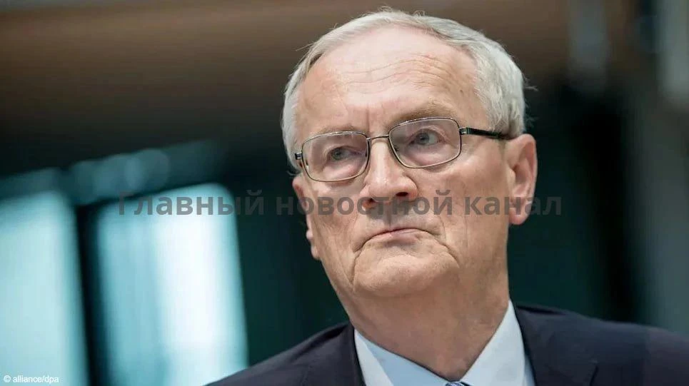 Экс-главу внешней разведки Германии Августа Ханнинга задержали по подозрению в шпионаже...