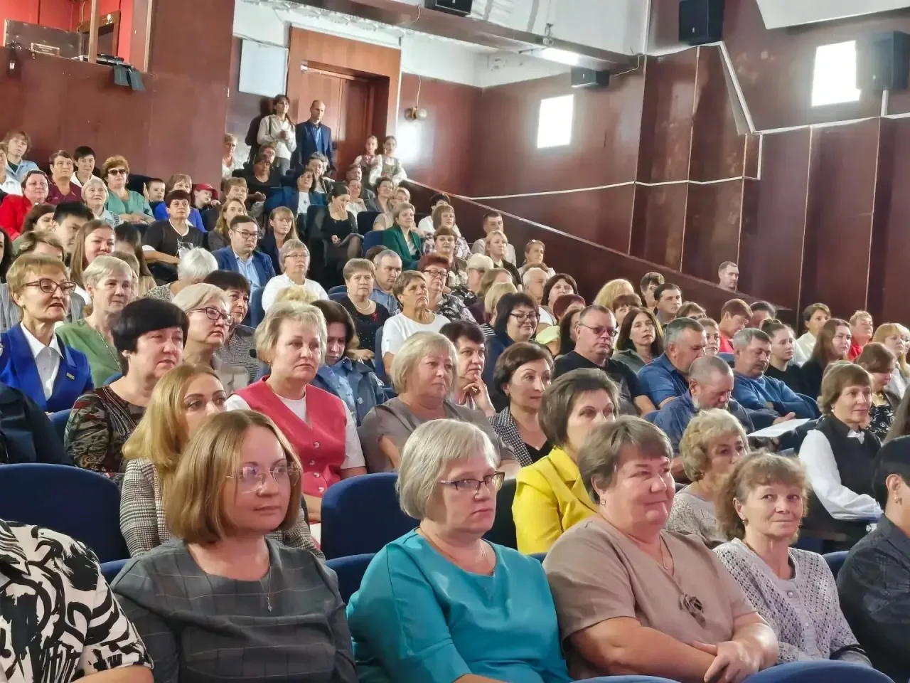 Педагогическая конференция работников образования Краснозерского района