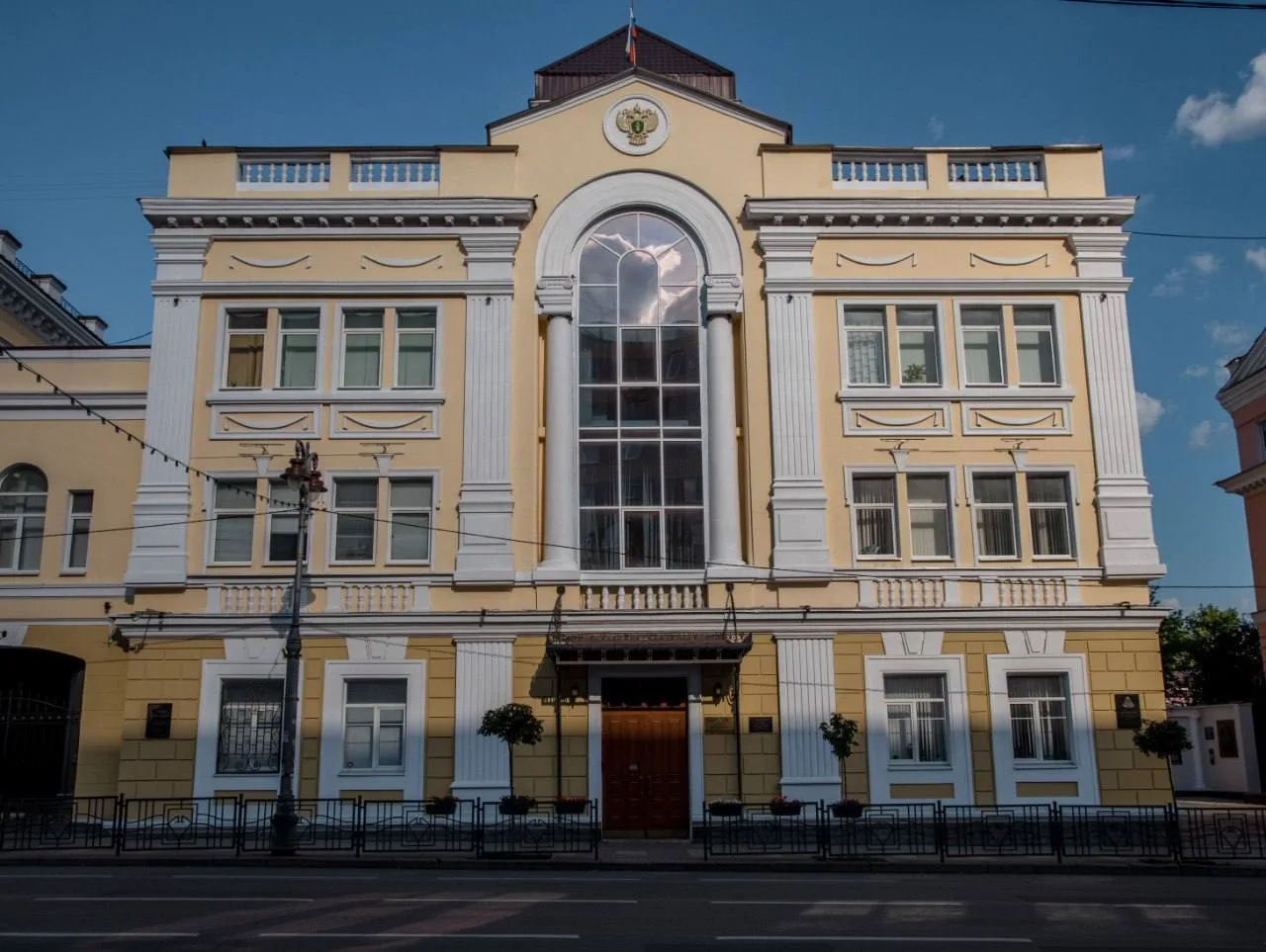 По иску прокурора Курской области в бюджет региона взыскан ущерб, причиненный преступле...