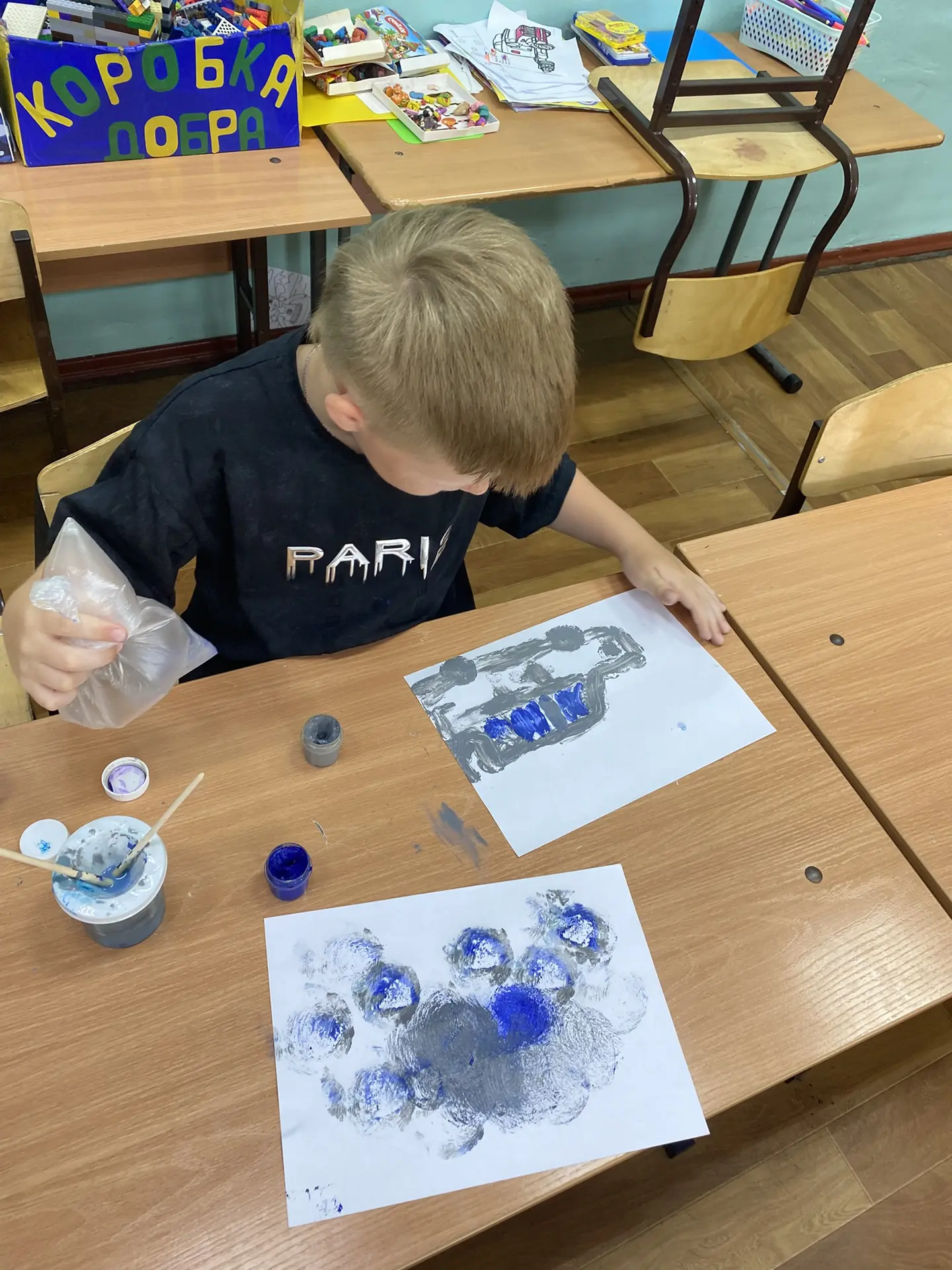 Творчество без границ: рисуем всем, что под рукой! 🎨

Сегодня  у нас прошёл невероятно креативный и