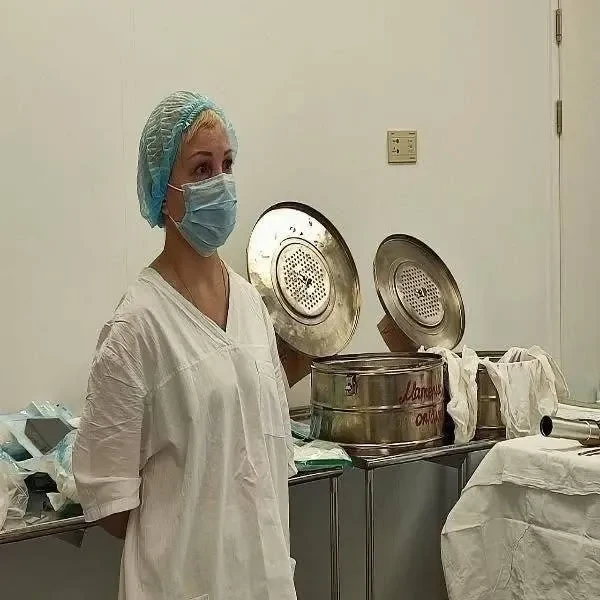 Несправедливо уволенная санитарка из больницы села в машину к незнакомцу, решив, что эт...