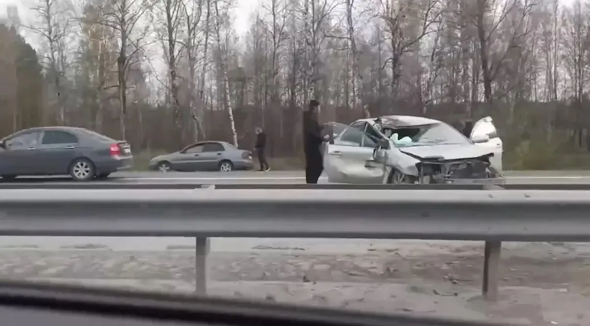 Серьезное ДТП произошло на Московском тракте (в сторону Тюмени), в районе деревни Посох...