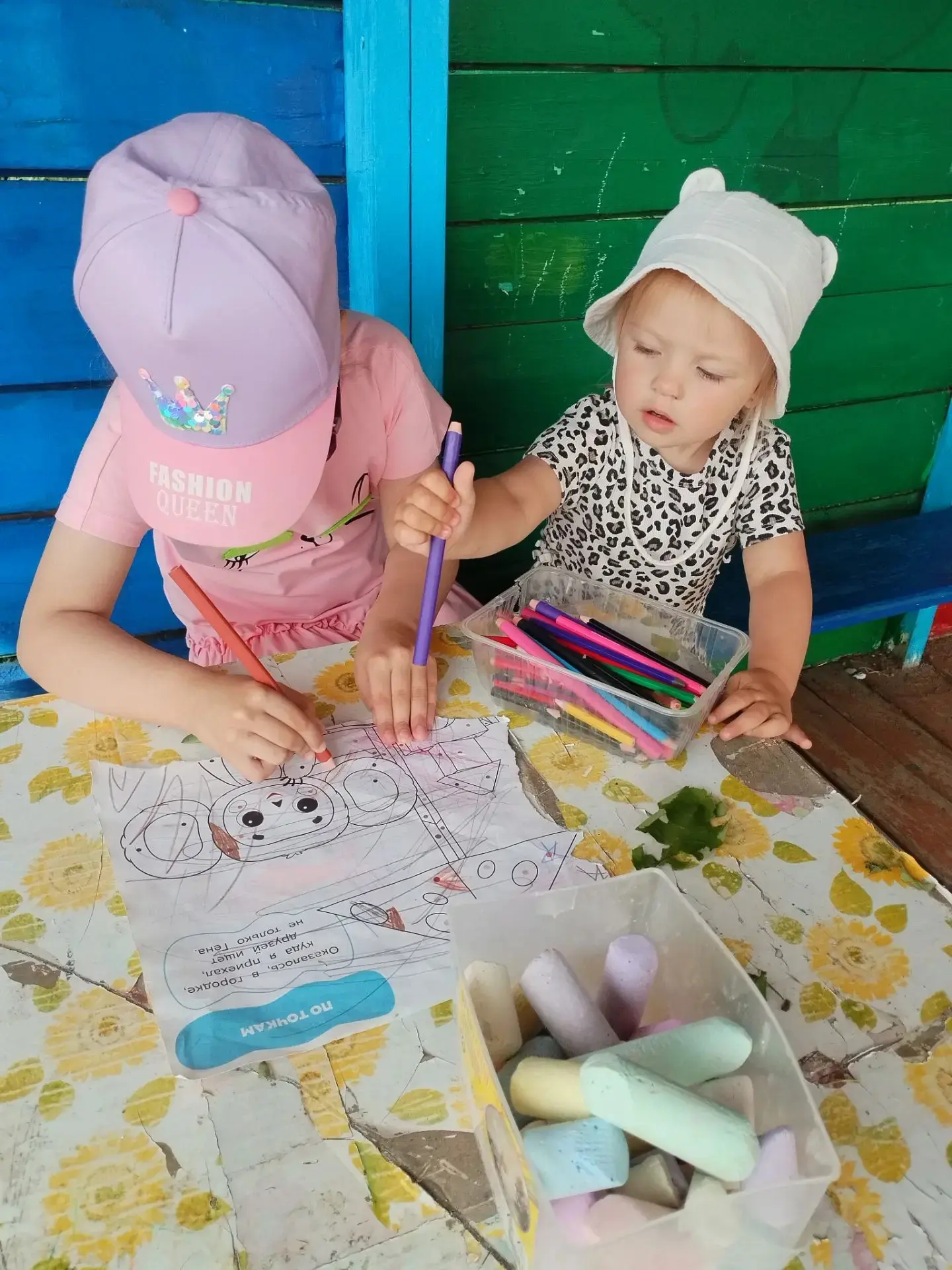 Не только куличики‼️
Одним из самых любимых занятий детей в детском саду на прогулке является не тол