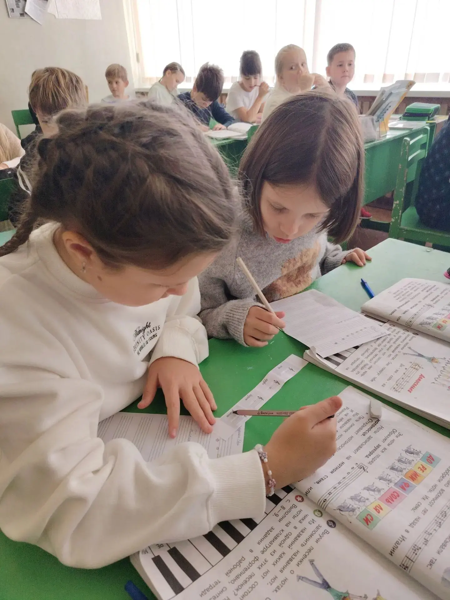 Международный день музыки — ежегодный праздник, который отмечается во всём мире 1 октября.