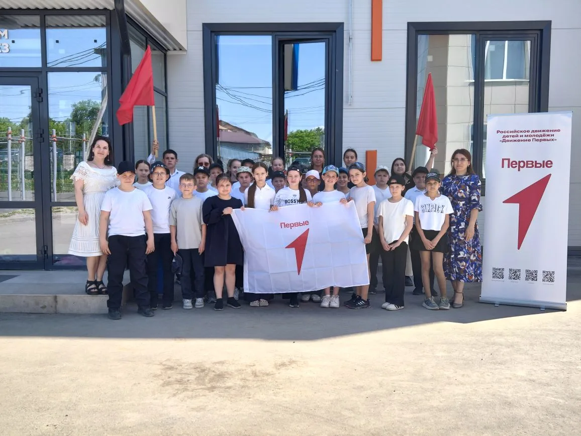 📢🔥🔥🔥19 мая - День детских общественных организаций России.
 
📌Советник директора по воспитанию 