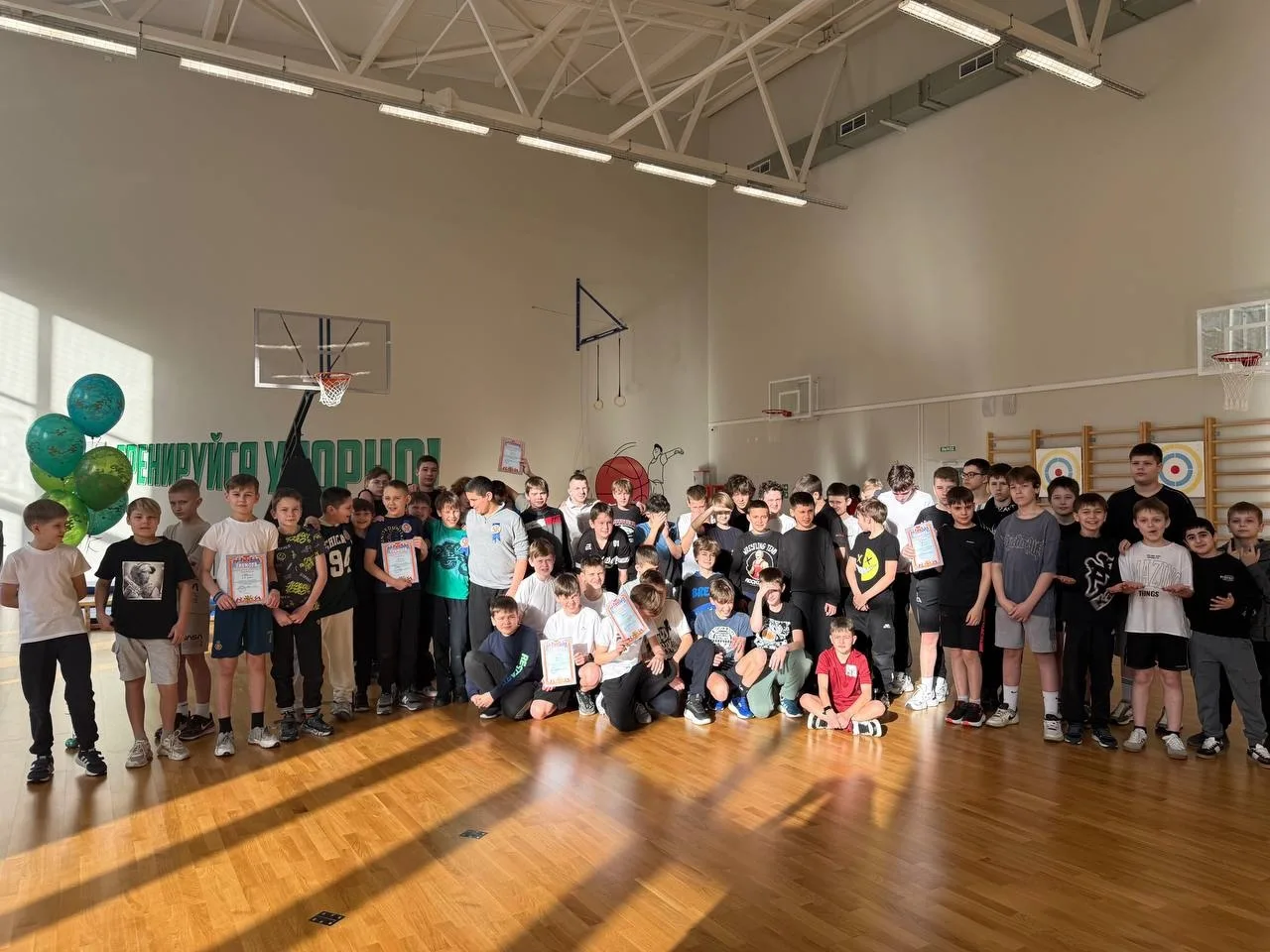 🏆 Соревнования к 23 февраля!   📣В преддверии Дня защитника Отечества в нашей школе прошли захватываю